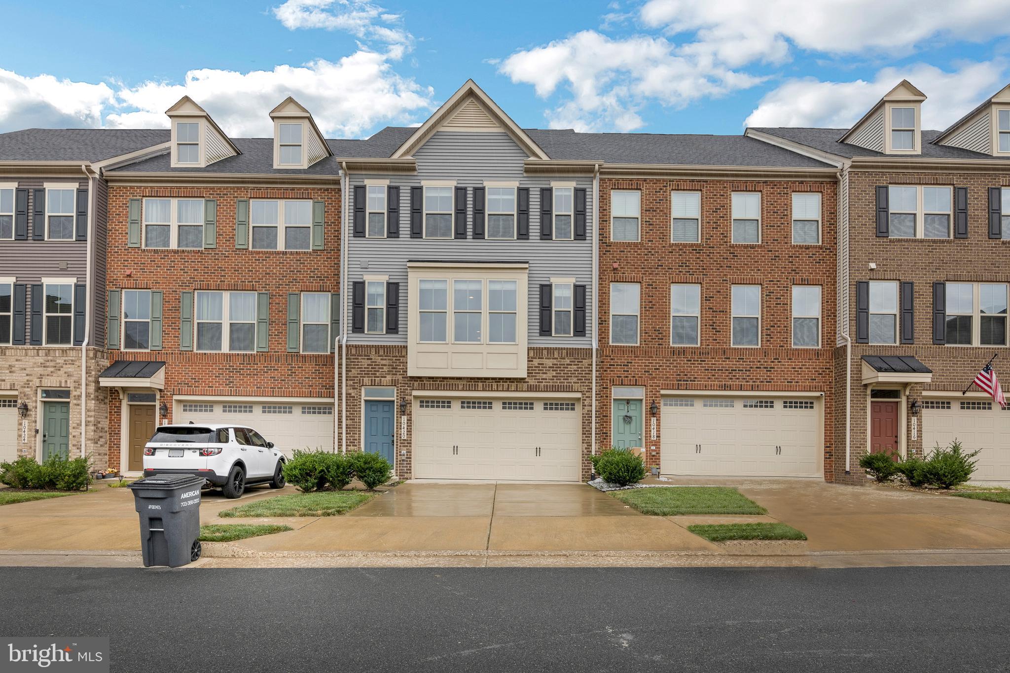 BRADLEY SQUARE - Residential