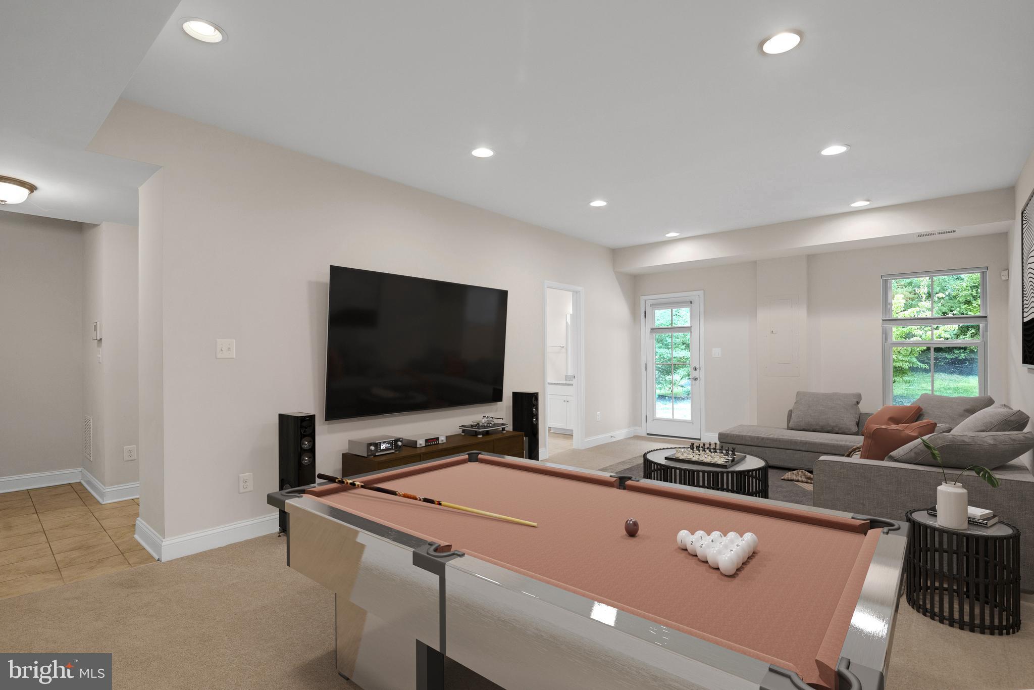 BRADLEY SQUARE - Residential