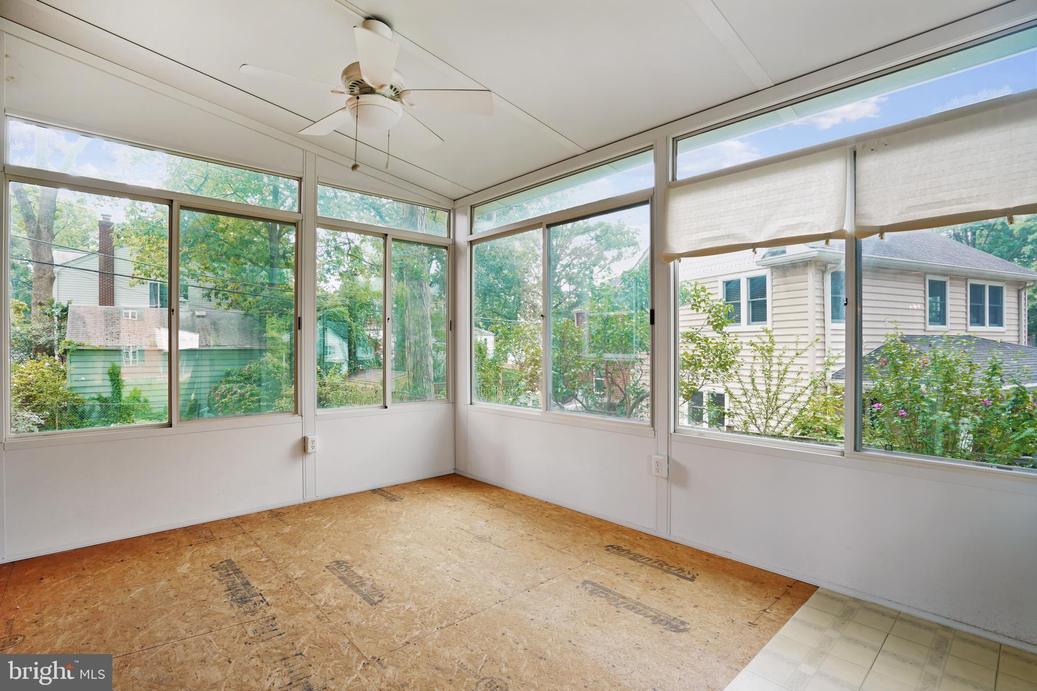 ARLINGTON FOREST - Residential