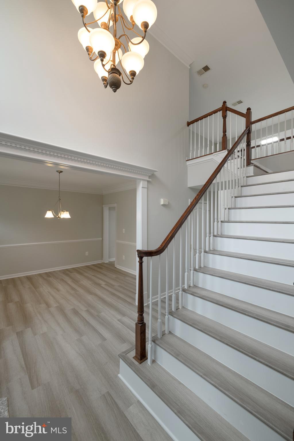 22829 QUEENSBRIDGE DRIVE