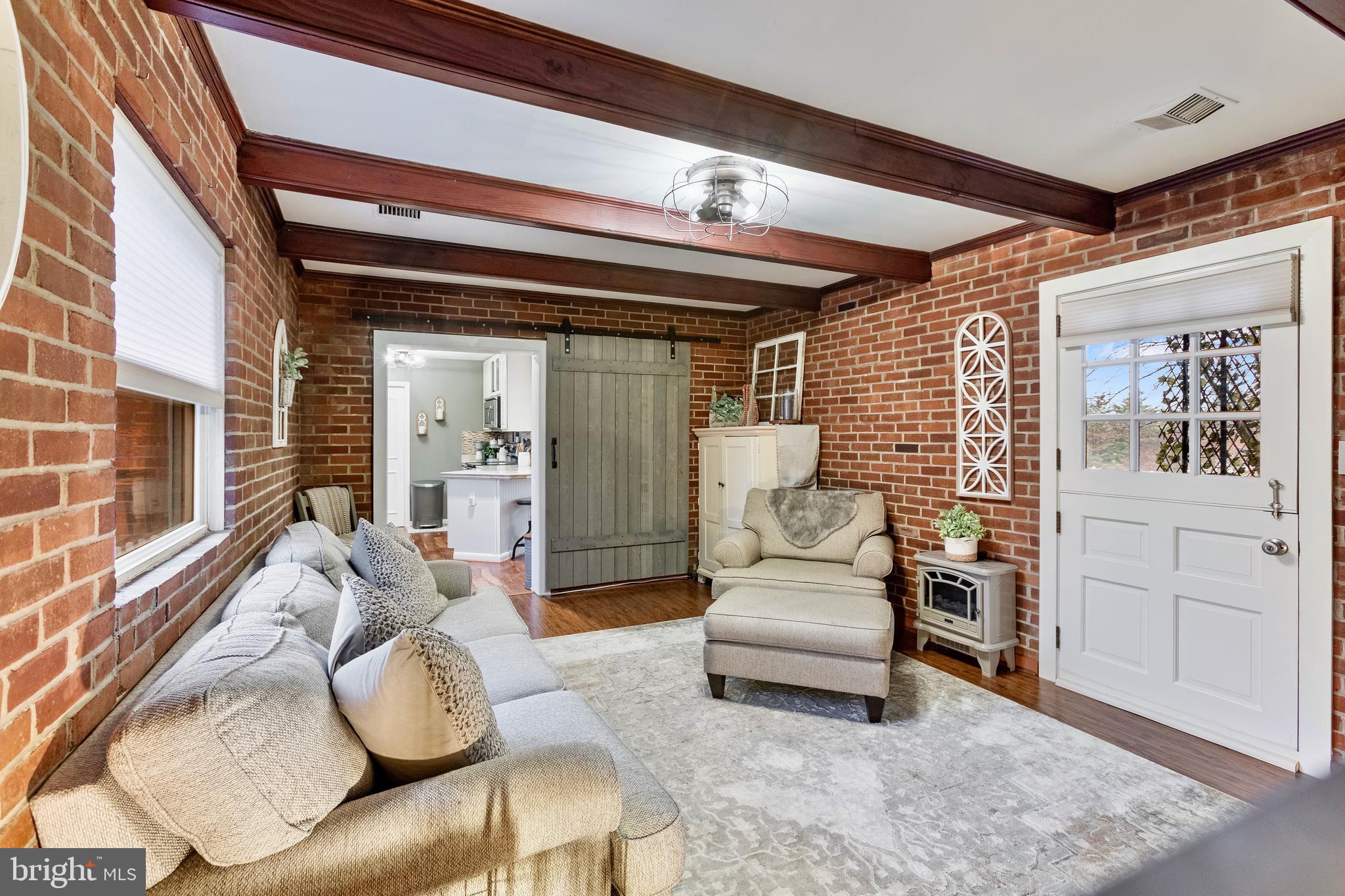 BERRYVILLE - Residential