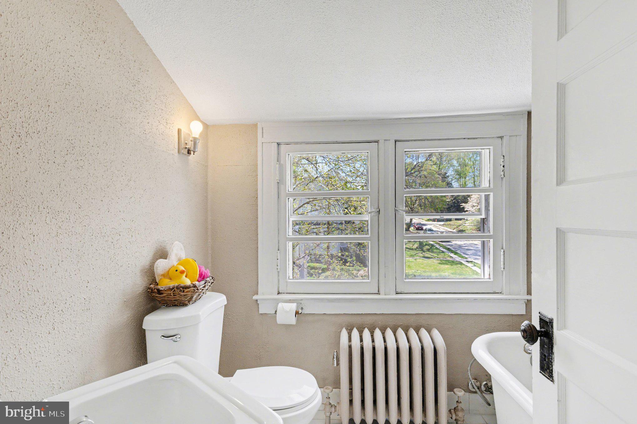 MOUNT WASHINGTON - Residential