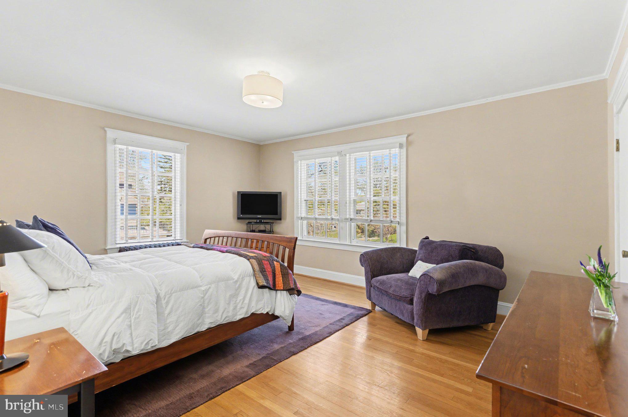 MOUNT WASHINGTON - Residential