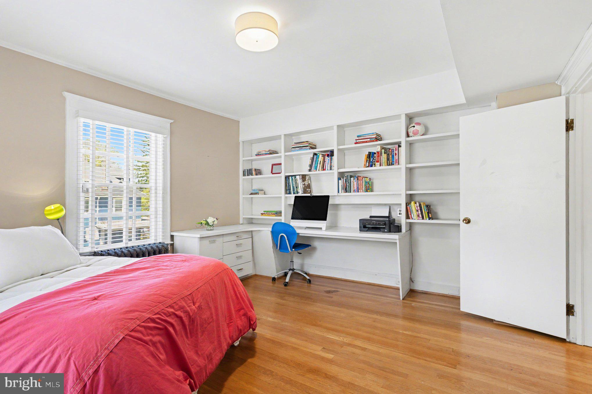 MOUNT WASHINGTON - Residential