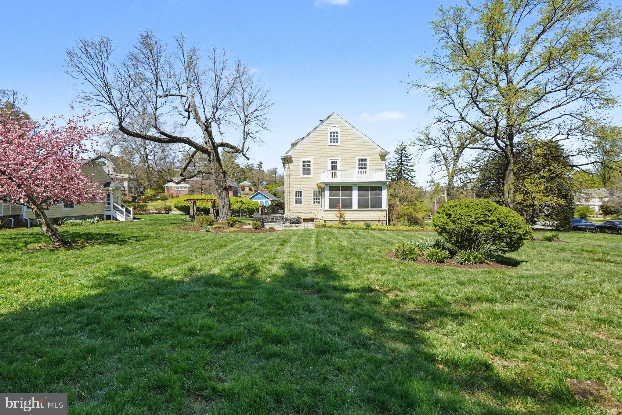 MOUNT WASHINGTON - Residential