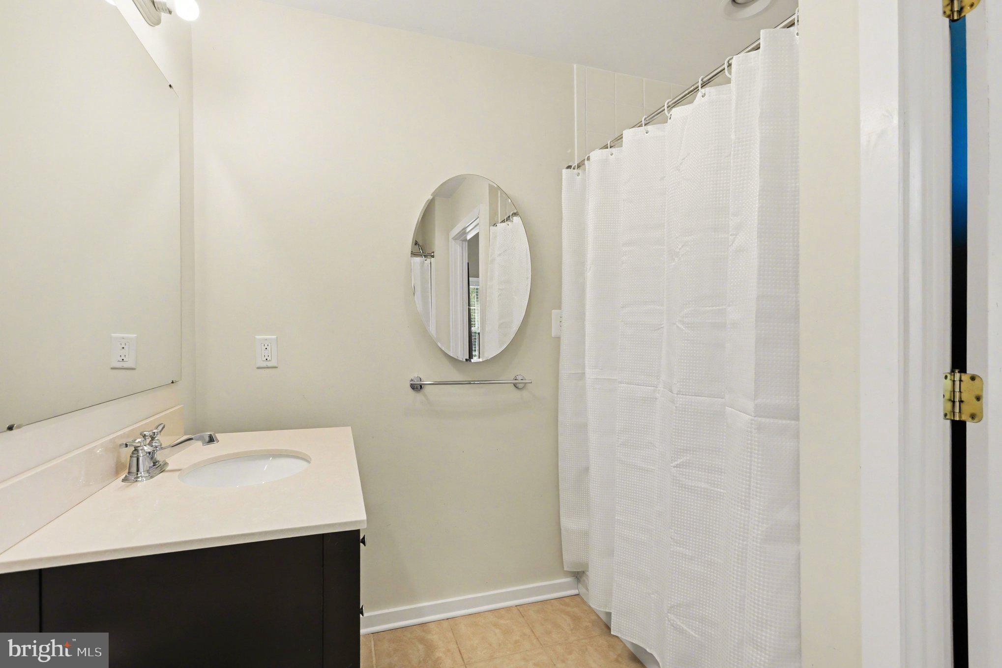 MOUNT WASHINGTON - Residential