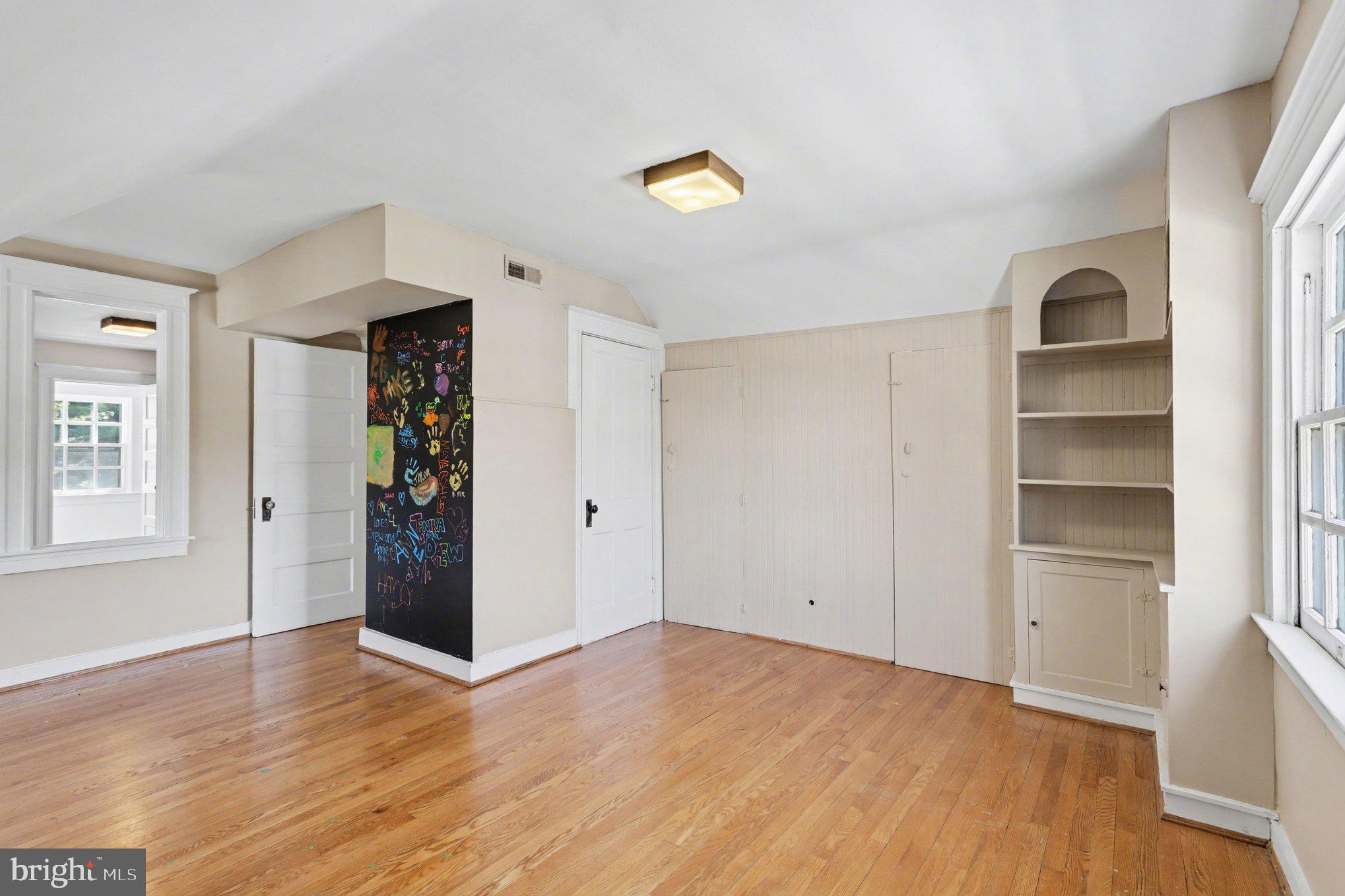 MOUNT WASHINGTON - Residential