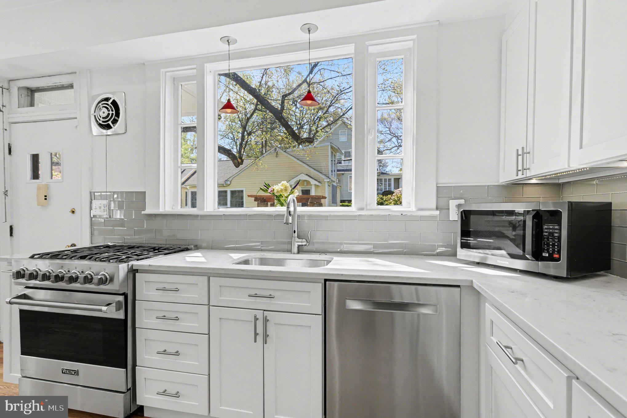 MOUNT WASHINGTON - Residential