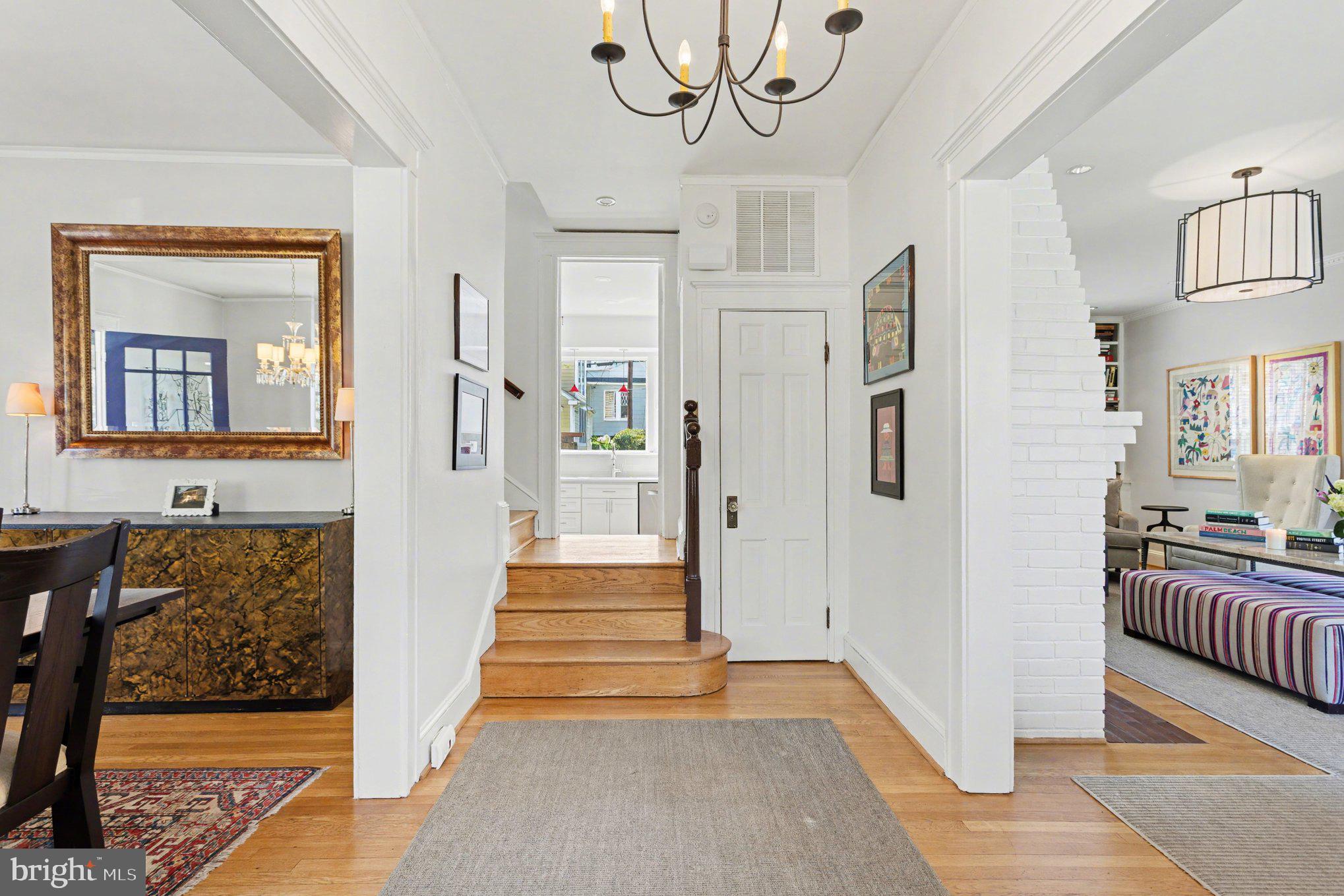 MOUNT WASHINGTON - Residential