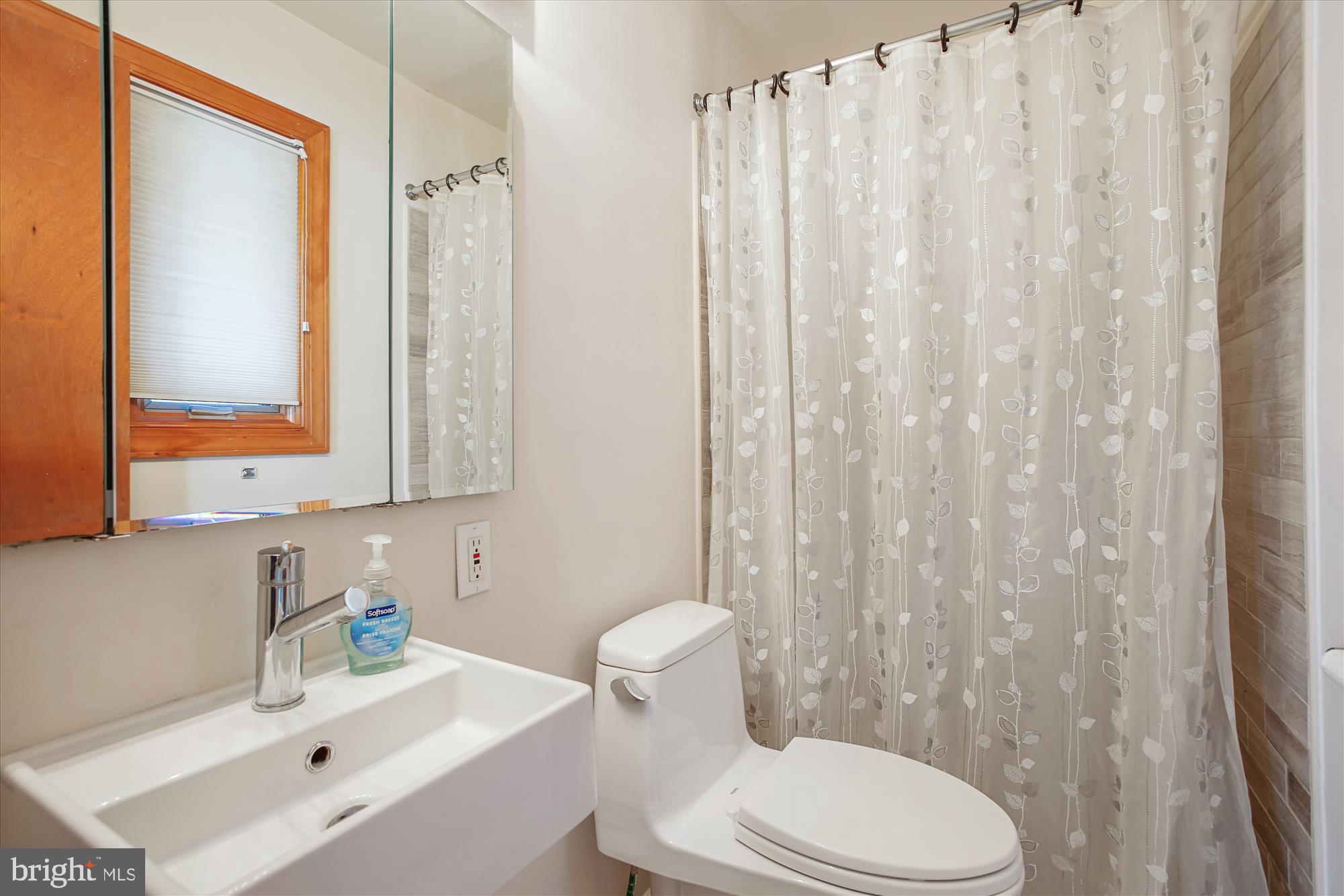 WILSON KNOLLS - Residential