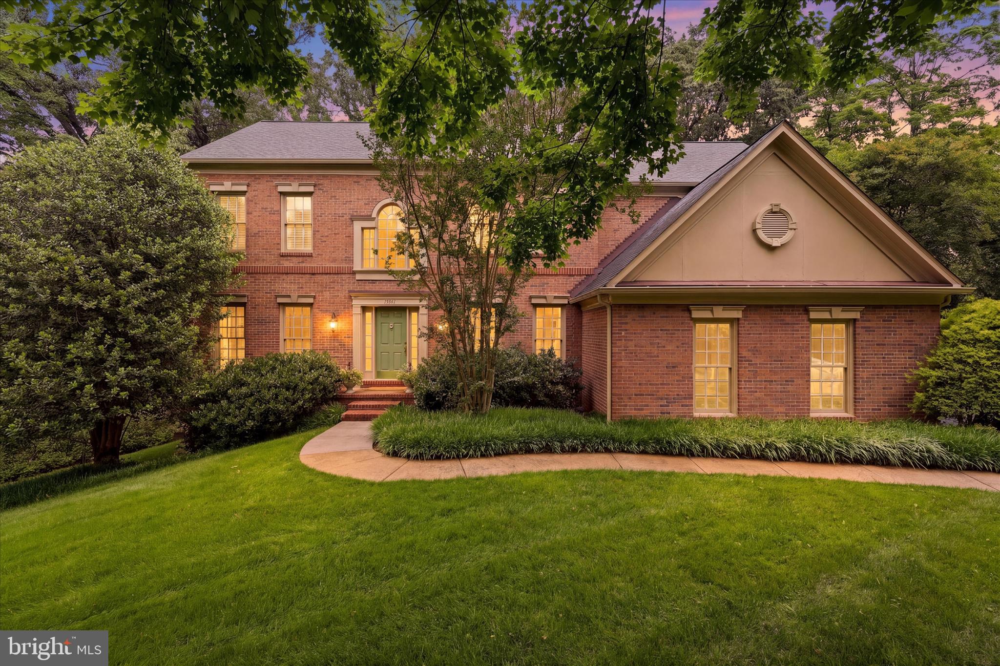 FAIRWINDS - Residential