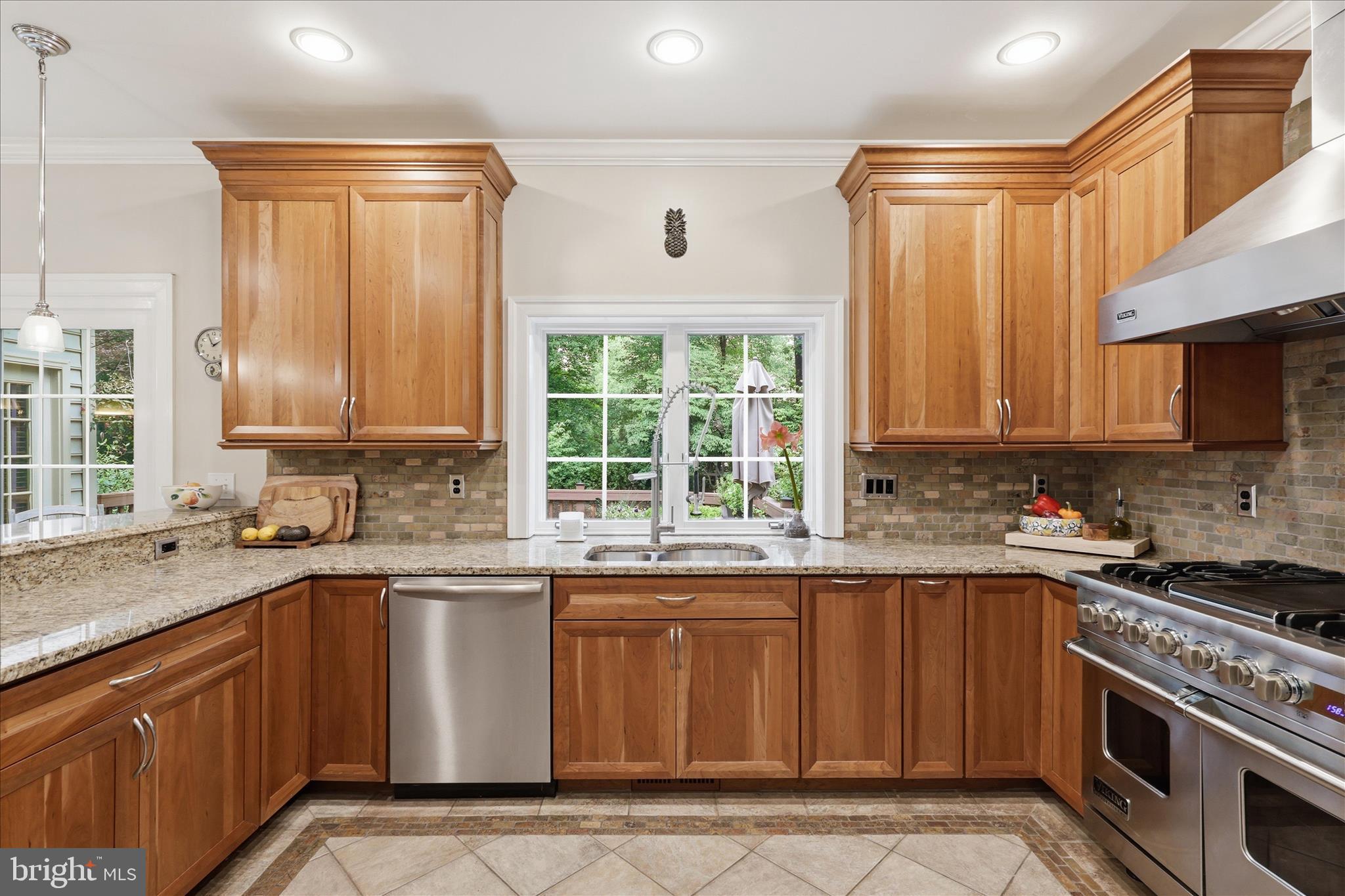 FAIRWINDS - Residential