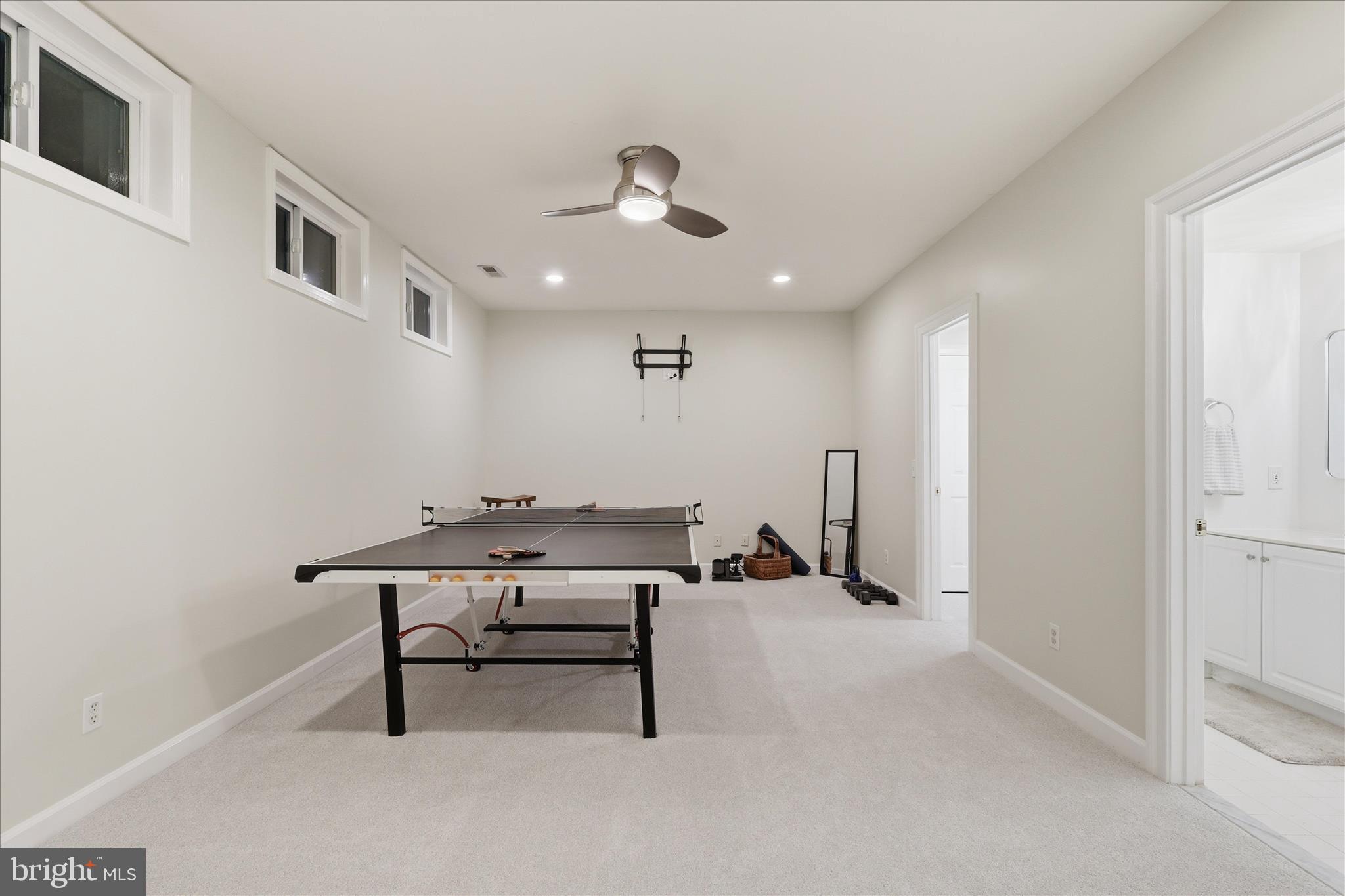 FAIRWINDS - Residential