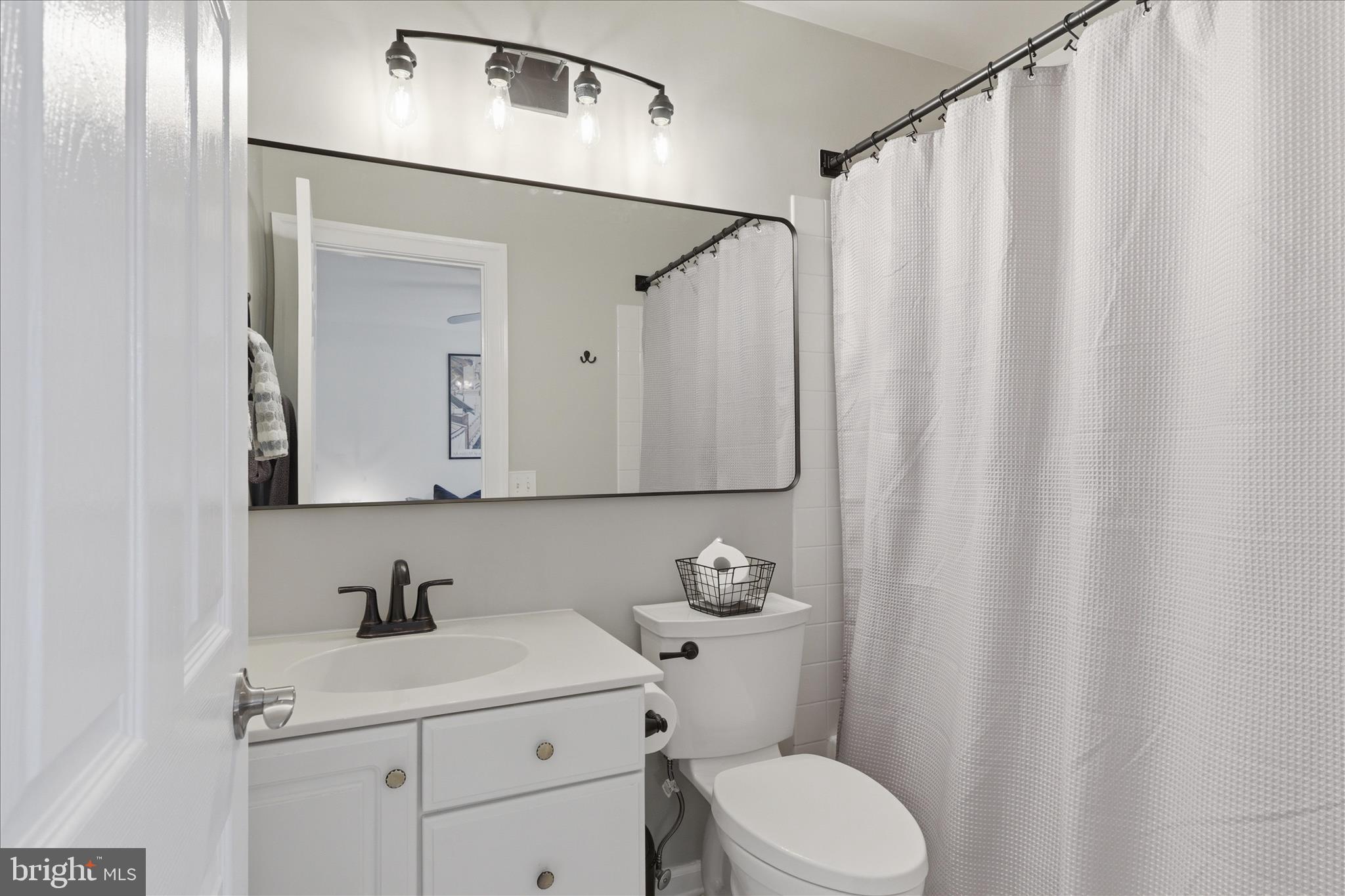 FAIRWINDS - Residential