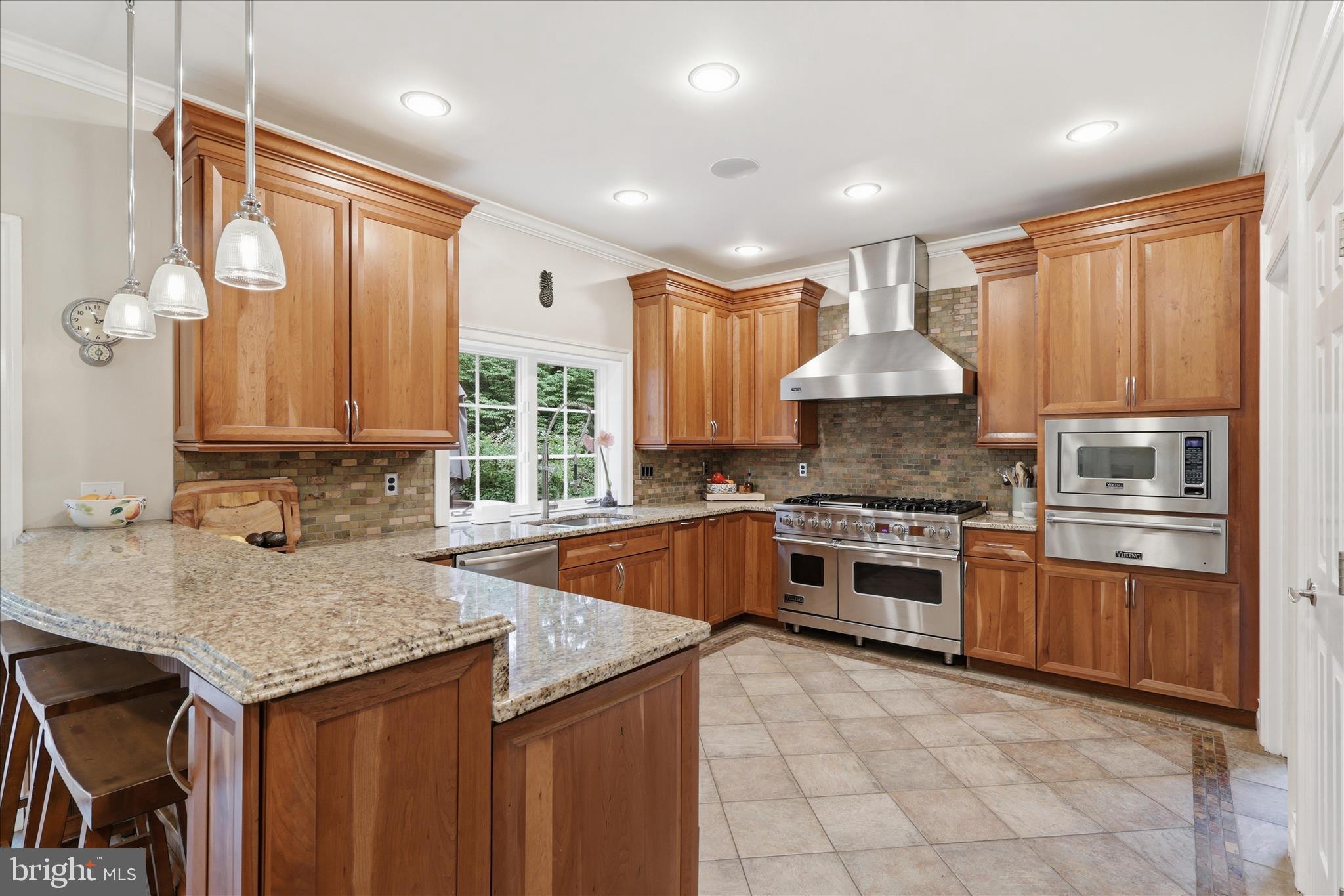 FAIRWINDS - Residential