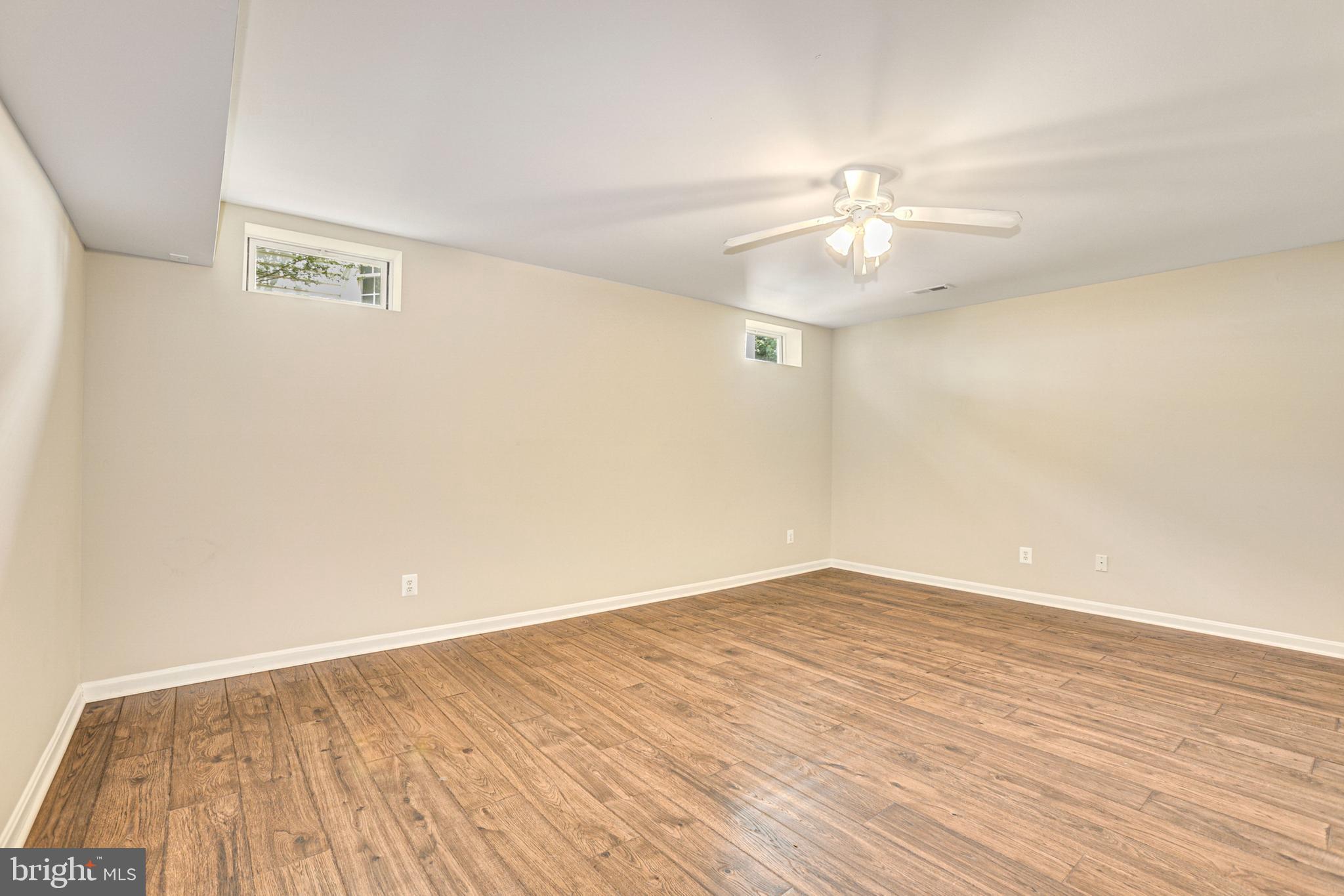 ASHTON WELLS - Residential