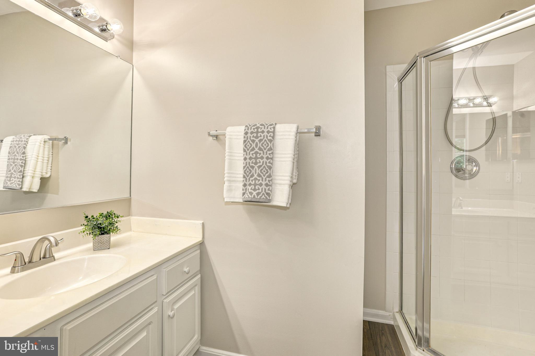 ASHTON WELLS - Residential