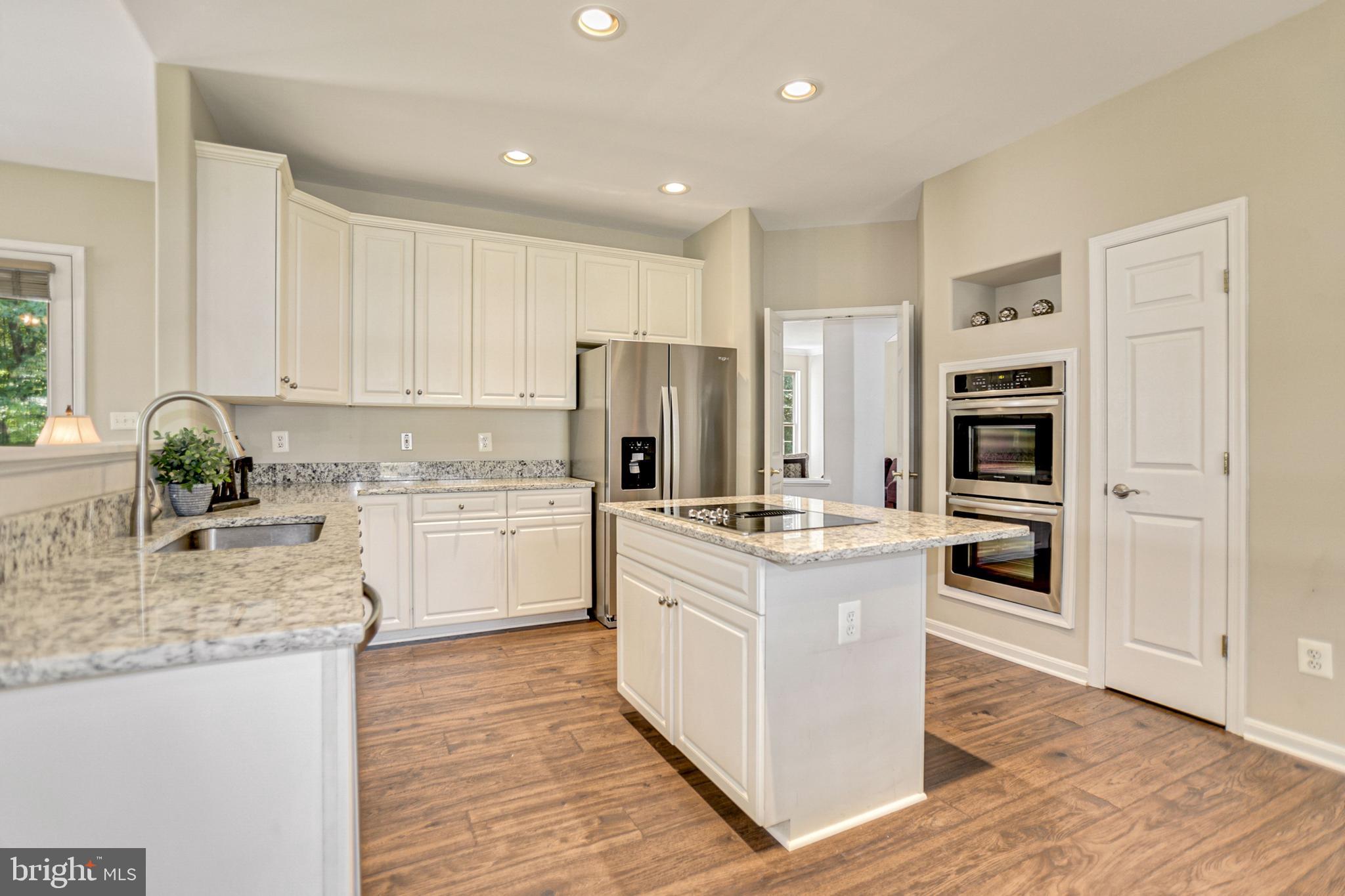 ASHTON WELLS - Residential