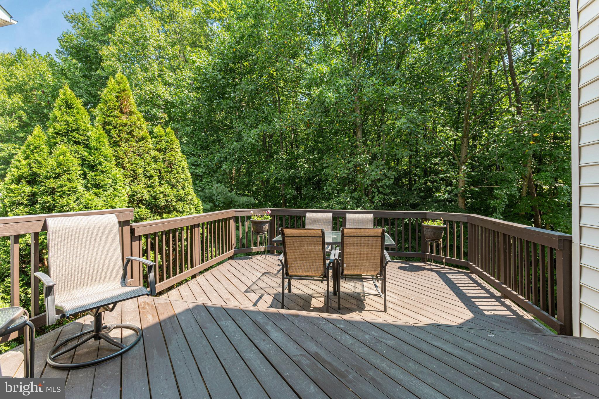 ASHTON WELLS - Residential