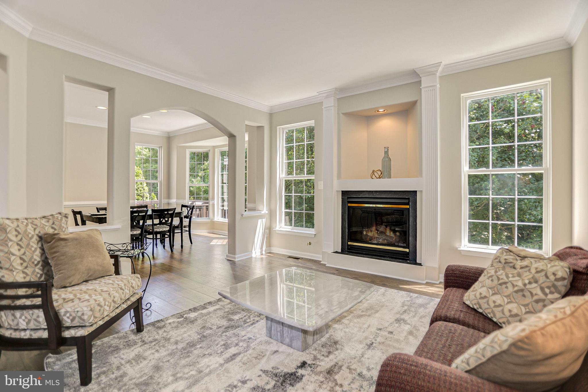 ASHTON WELLS - Residential