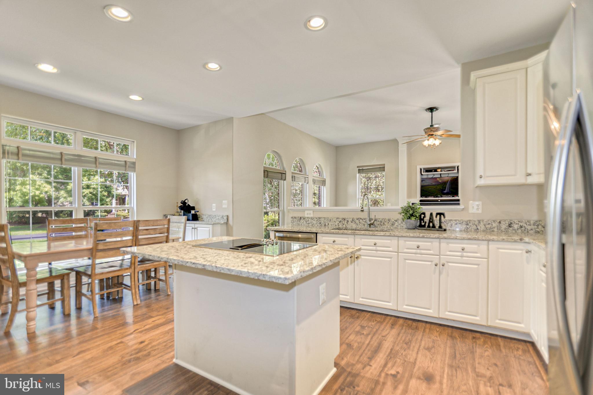 ASHTON WELLS - Residential