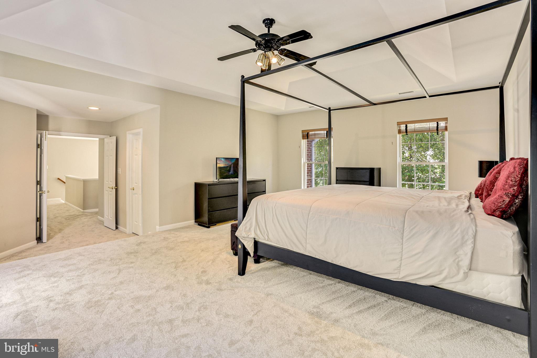 ASHTON WELLS - Residential