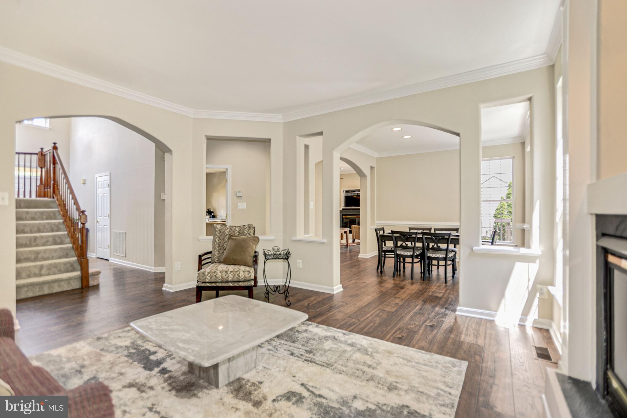 ASHTON WELLS - Residential