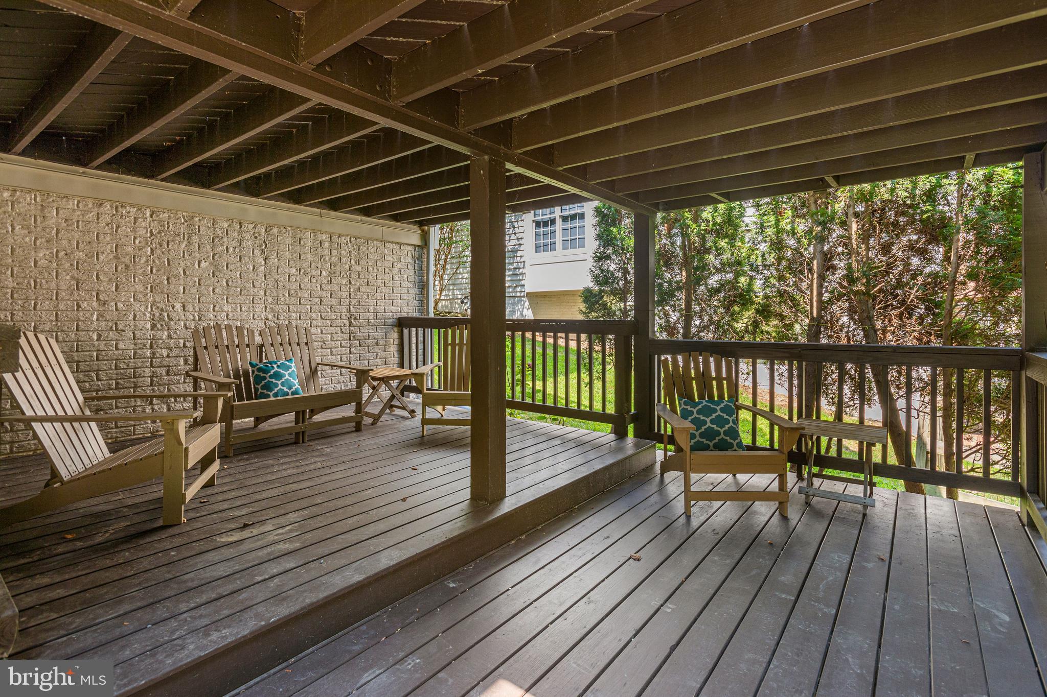 ASHTON WELLS - Residential