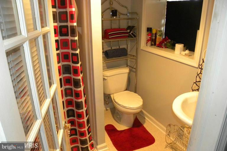 HAYWOOD HEIGHTS - Residential Lease