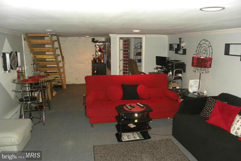 HAYWOOD HEIGHTS - Residential Lease