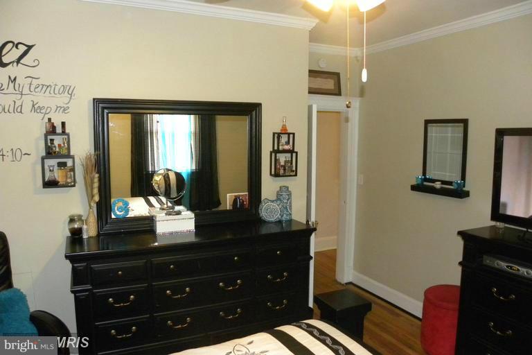 HAYWOOD HEIGHTS - Residential Lease