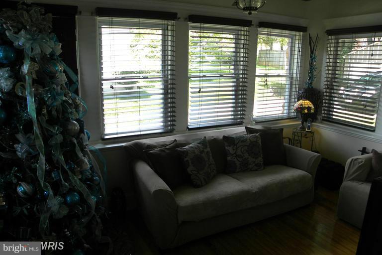 HAYWOOD HEIGHTS - Residential Lease