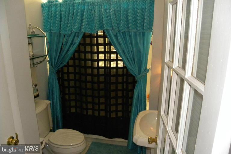 HAYWOOD HEIGHTS - Residential Lease