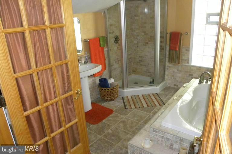 HAYWOOD HEIGHTS - Residential Lease