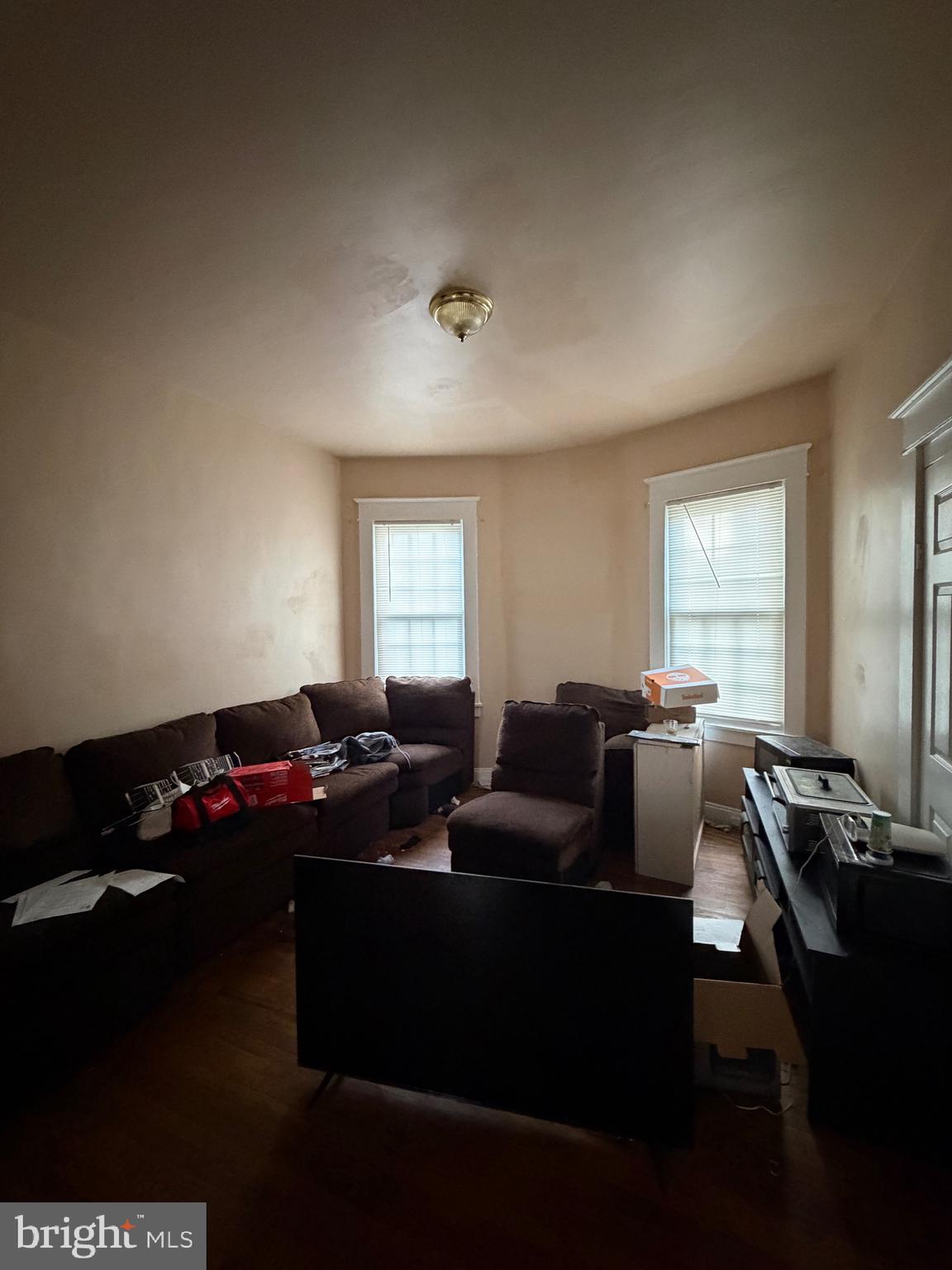 DORCHESTER - Residential Income
