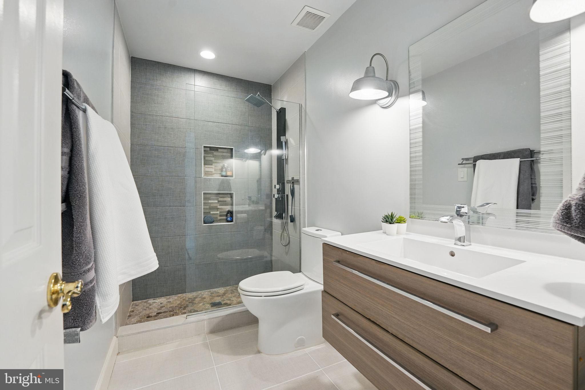 FAIR VIEW WOODS - Residential