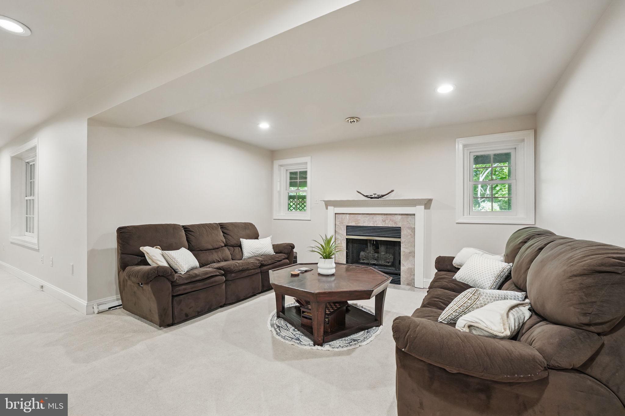 FAIR VIEW WOODS - Residential