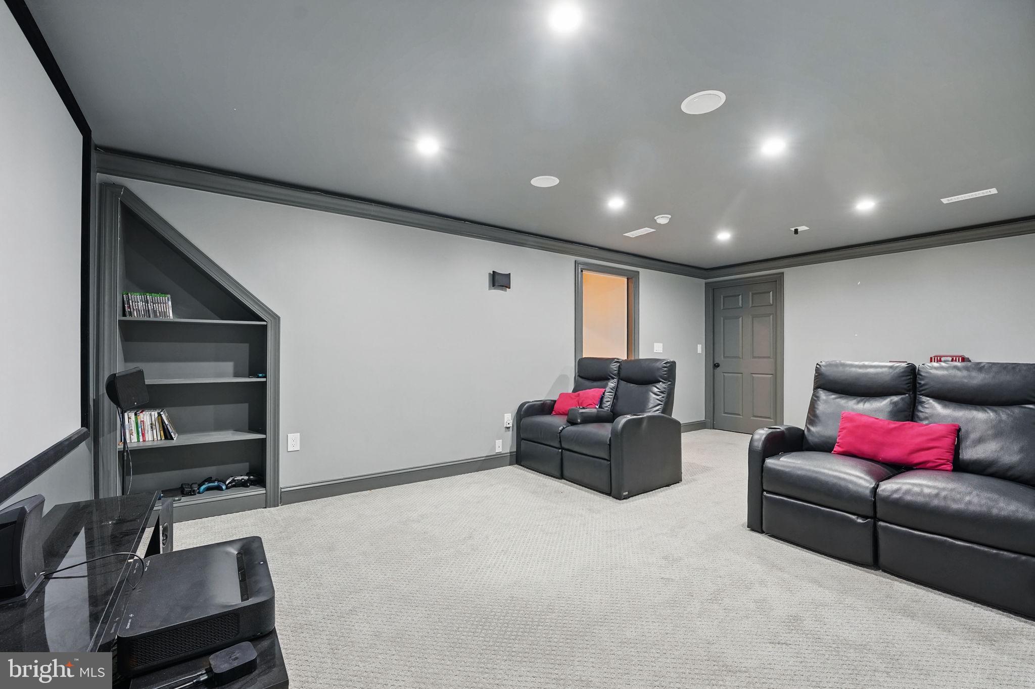 FAIR VIEW WOODS - Residential