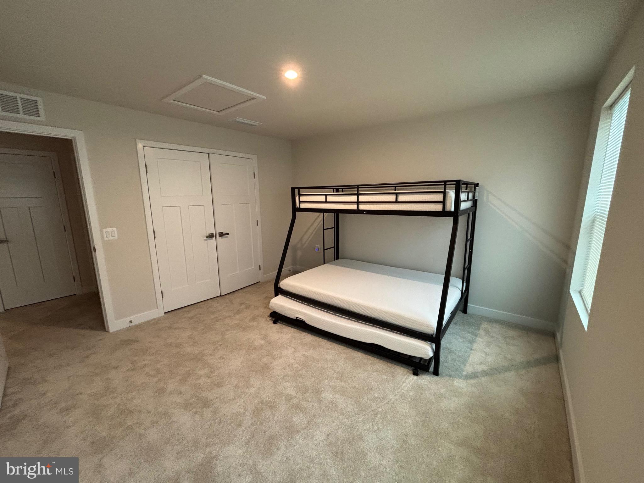 ARCADIA NORTH - Residential Lease