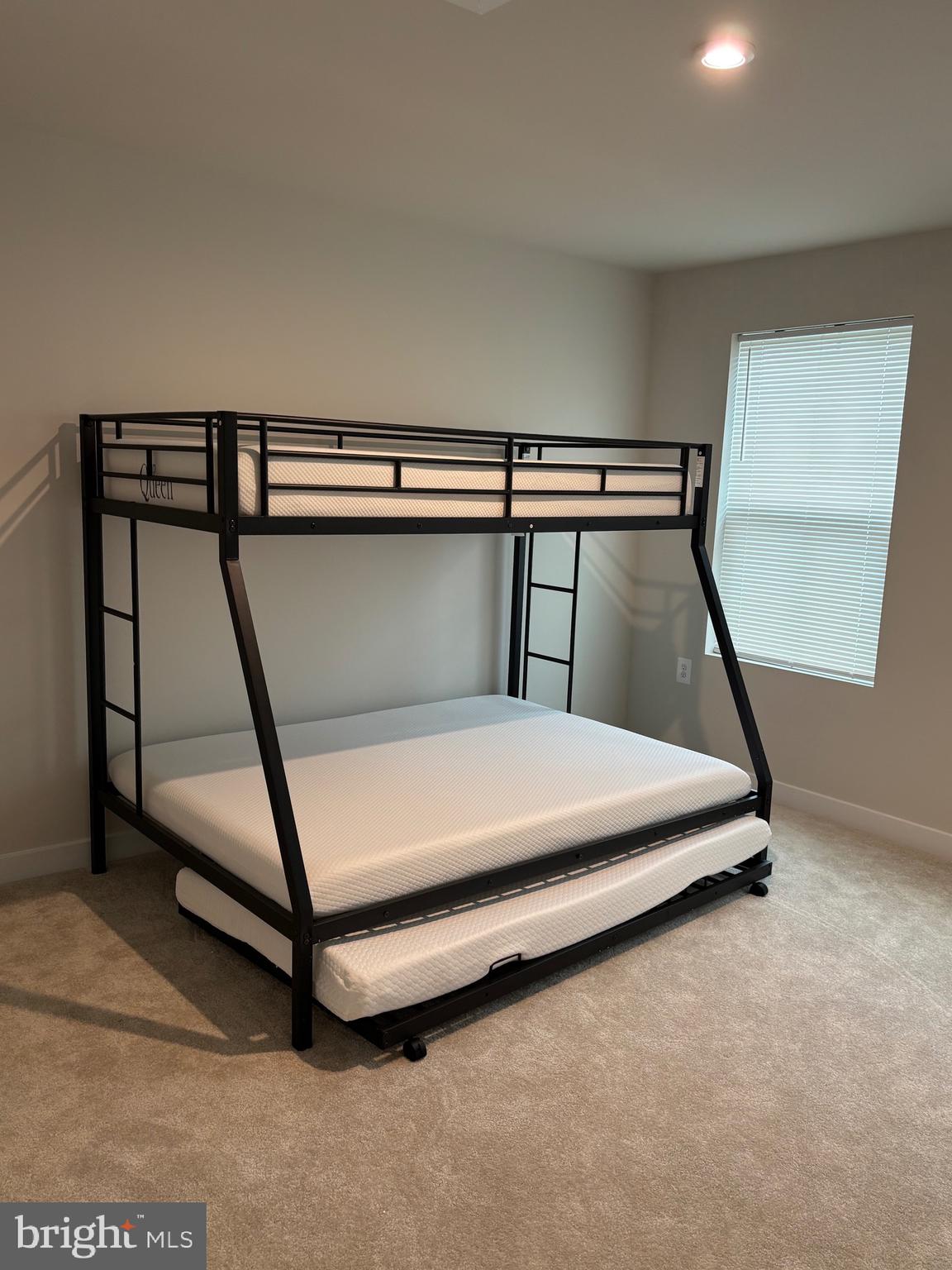 ARCADIA NORTH - Residential Lease