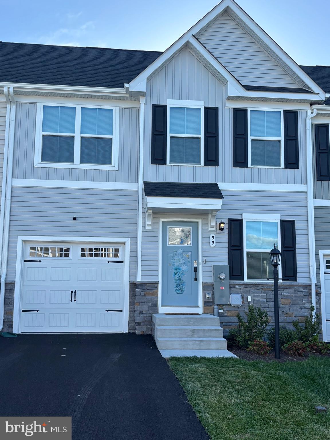 ARCADIA NORTH - Residential Lease