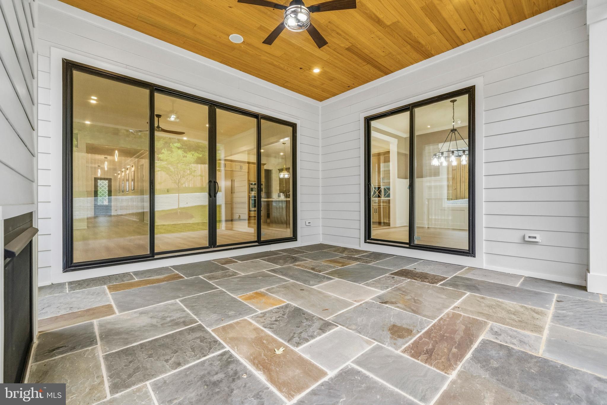 CHERRYDALE - Residential