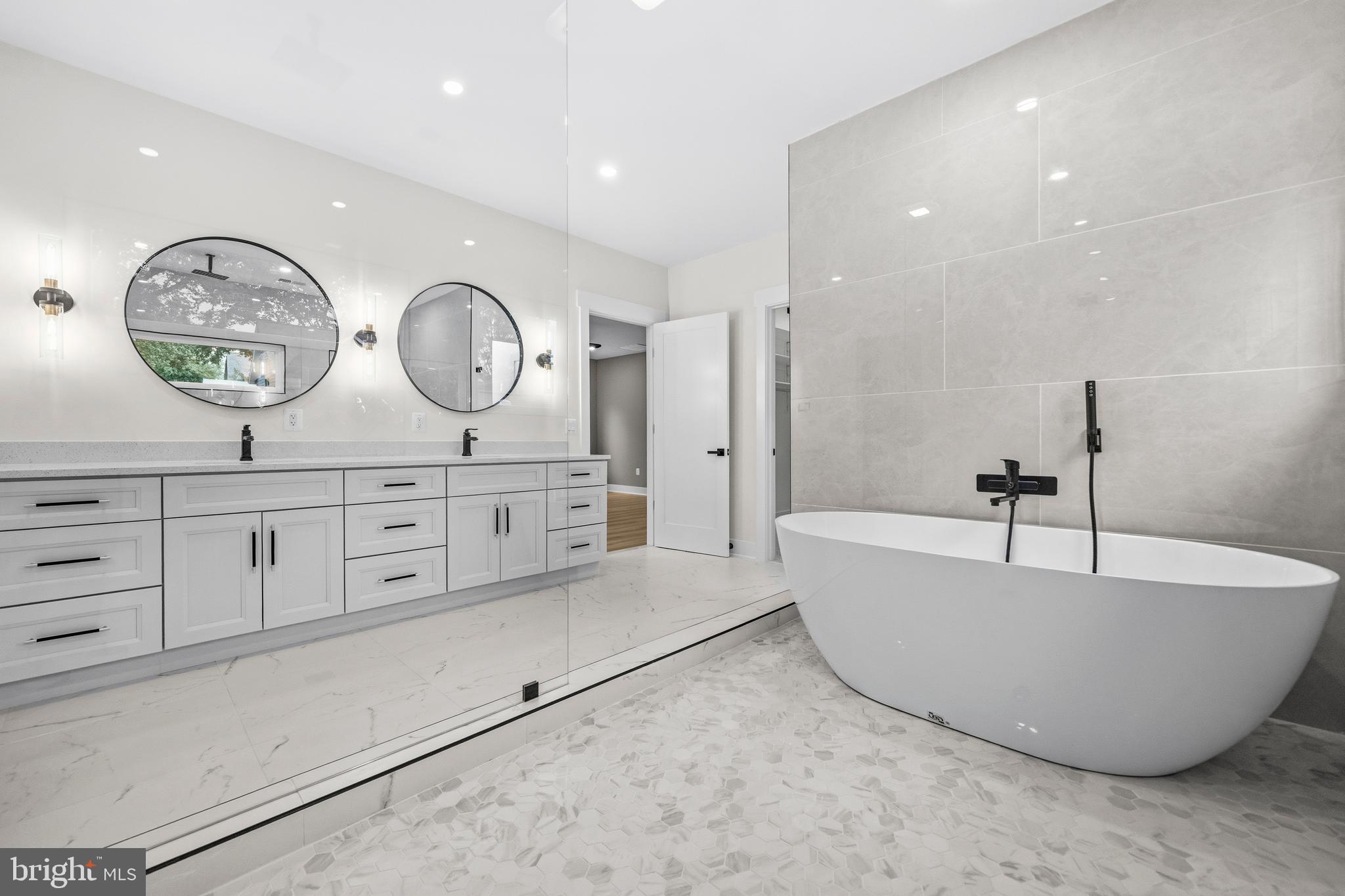 CHERRYDALE - Residential