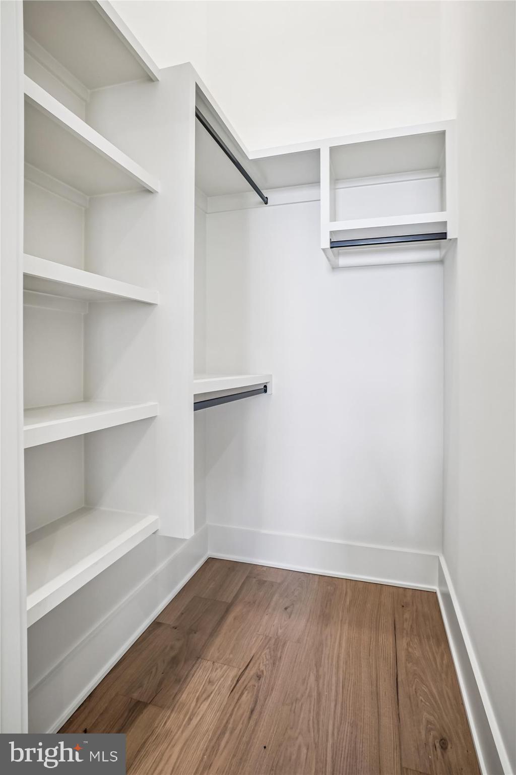 BEL AIR - Residential