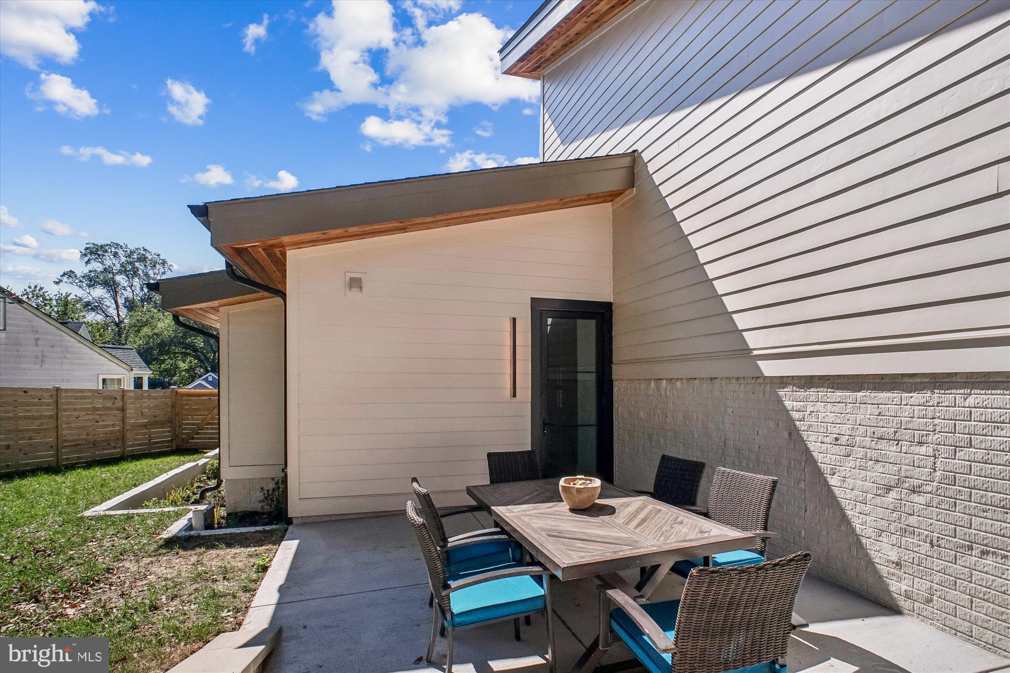 BEL AIR - Residential