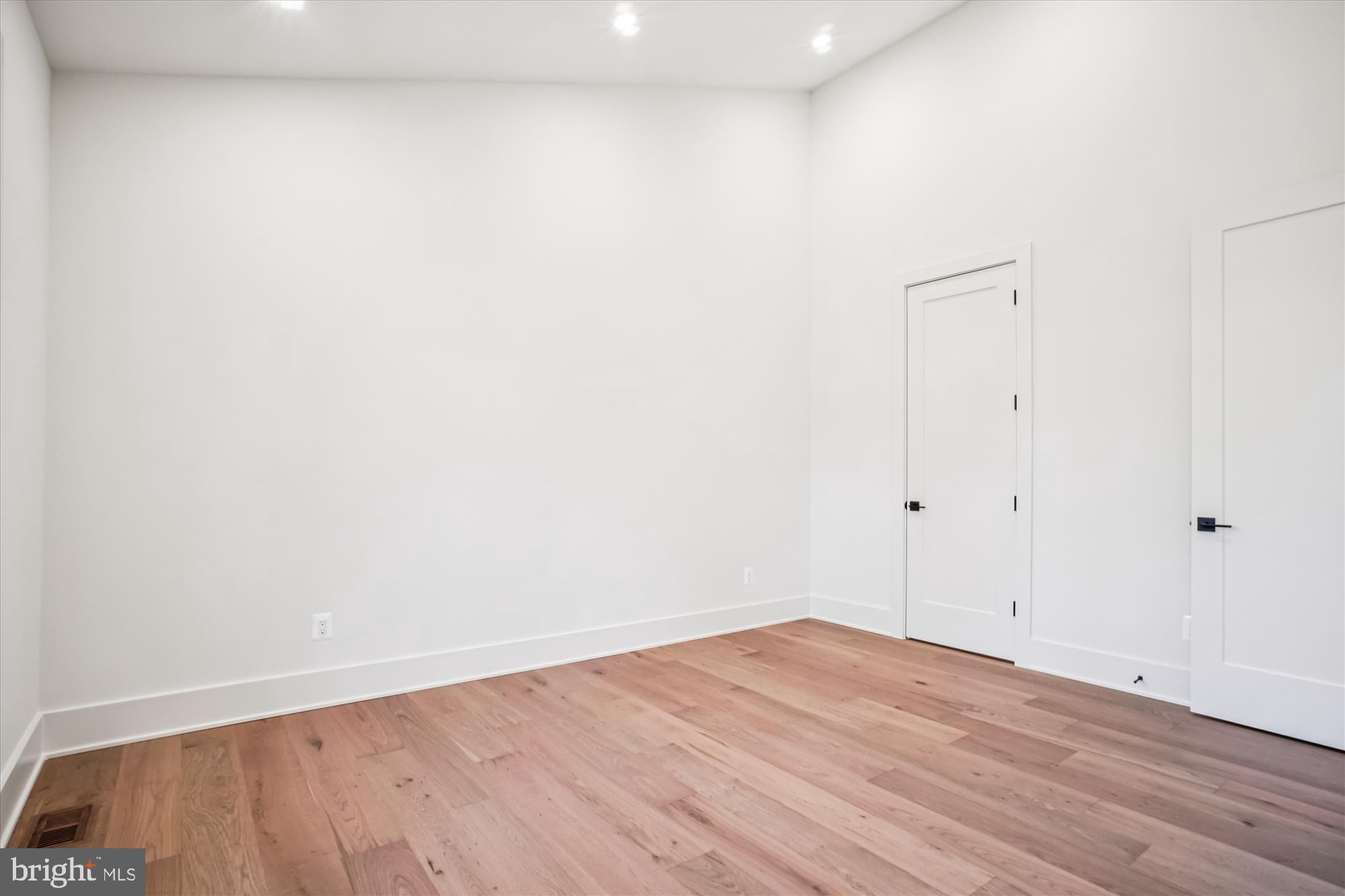 BEL AIR - Residential