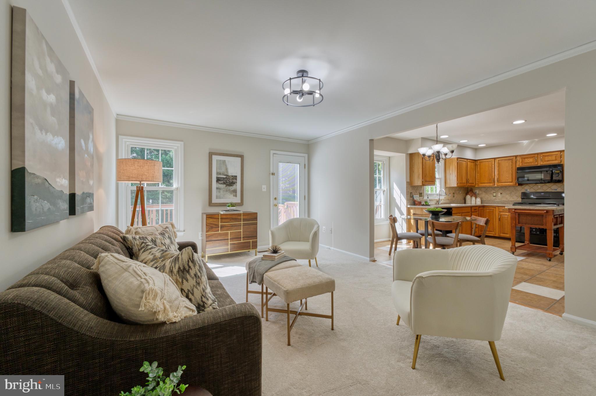 HUNTERS RUN - Residential