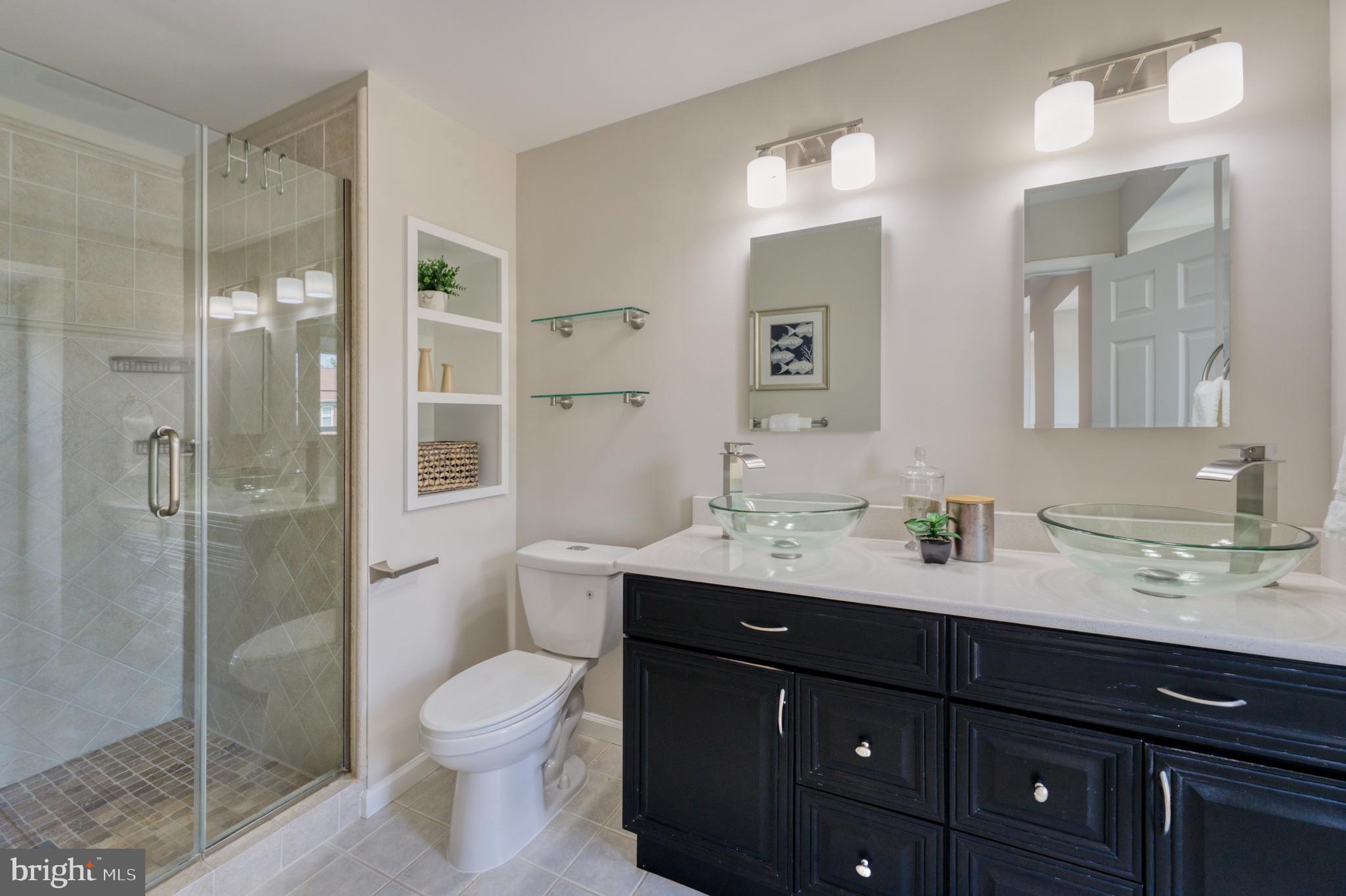 HUNTERS RUN - Residential