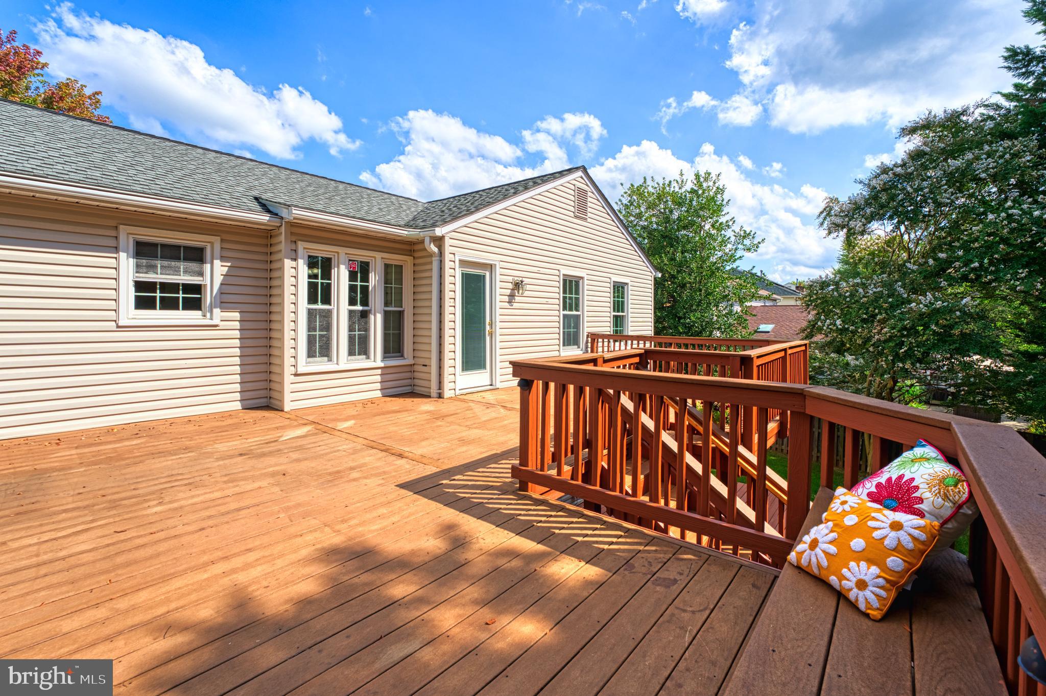 HUNTERS RUN - Residential