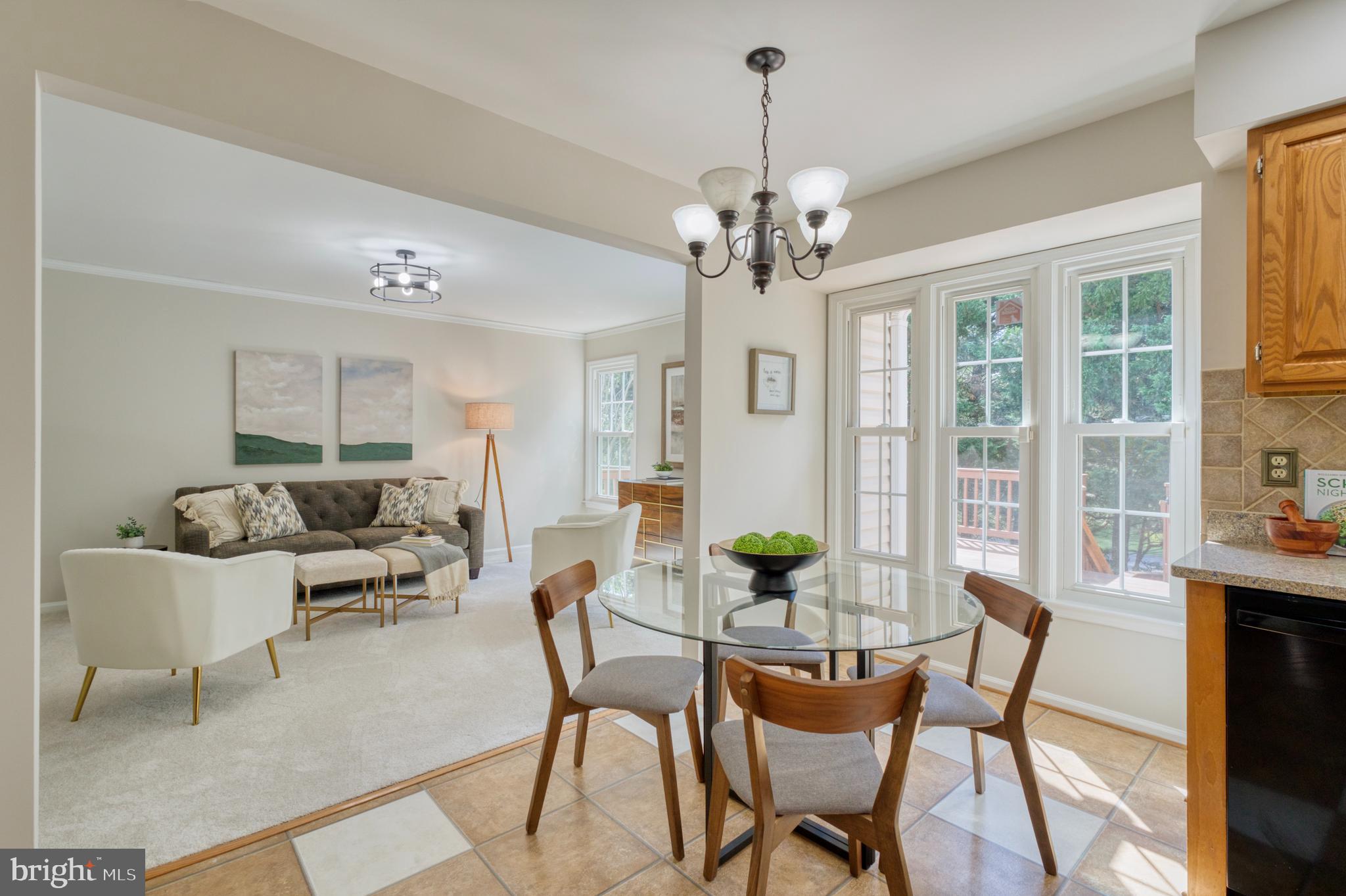 HUNTERS RUN - Residential